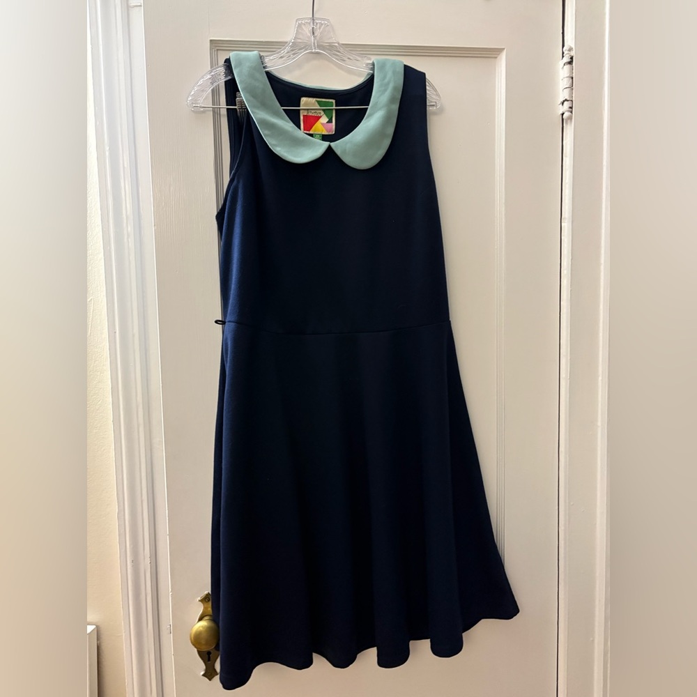 Navy Sleeveless Dress with Mint Peter Pan Collar